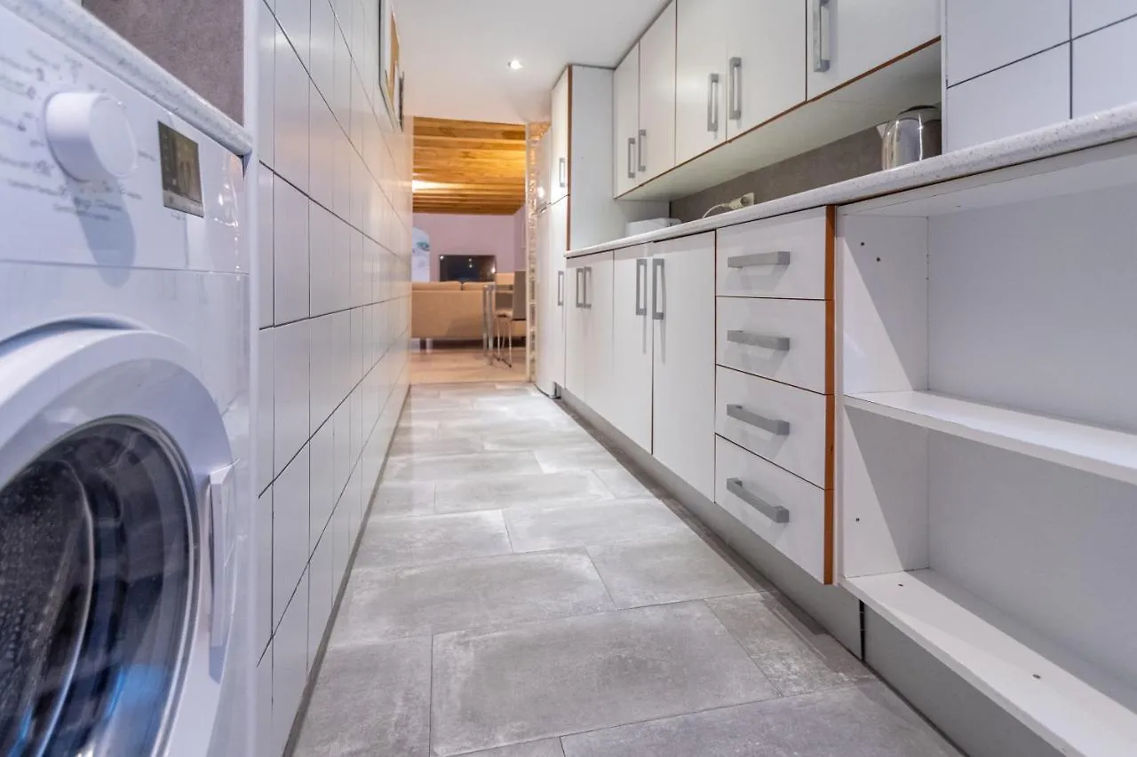 The Entresuelo De Cadiz Apartment 0*,